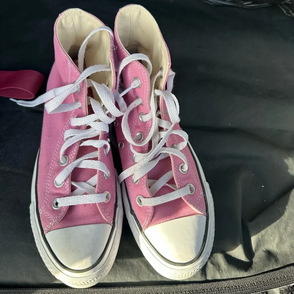 pink converse platform - Picture 1 of 3